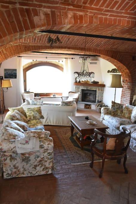 Rustico Im Piemont Mit Panorama Villa Clavesana Buitenkant foto