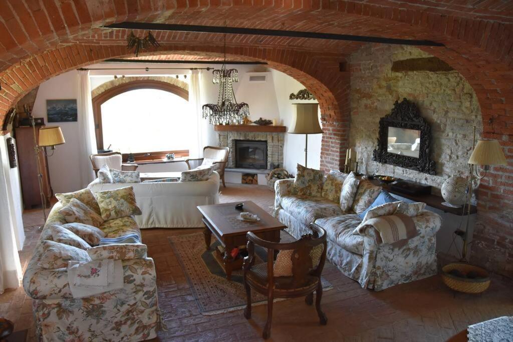 Rustico Im Piemont Mit Panorama Villa Clavesana Buitenkant foto